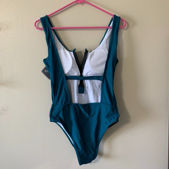 Zaful NWT Backless Zipper Front Green Swimsuit - Picture 8 of 8